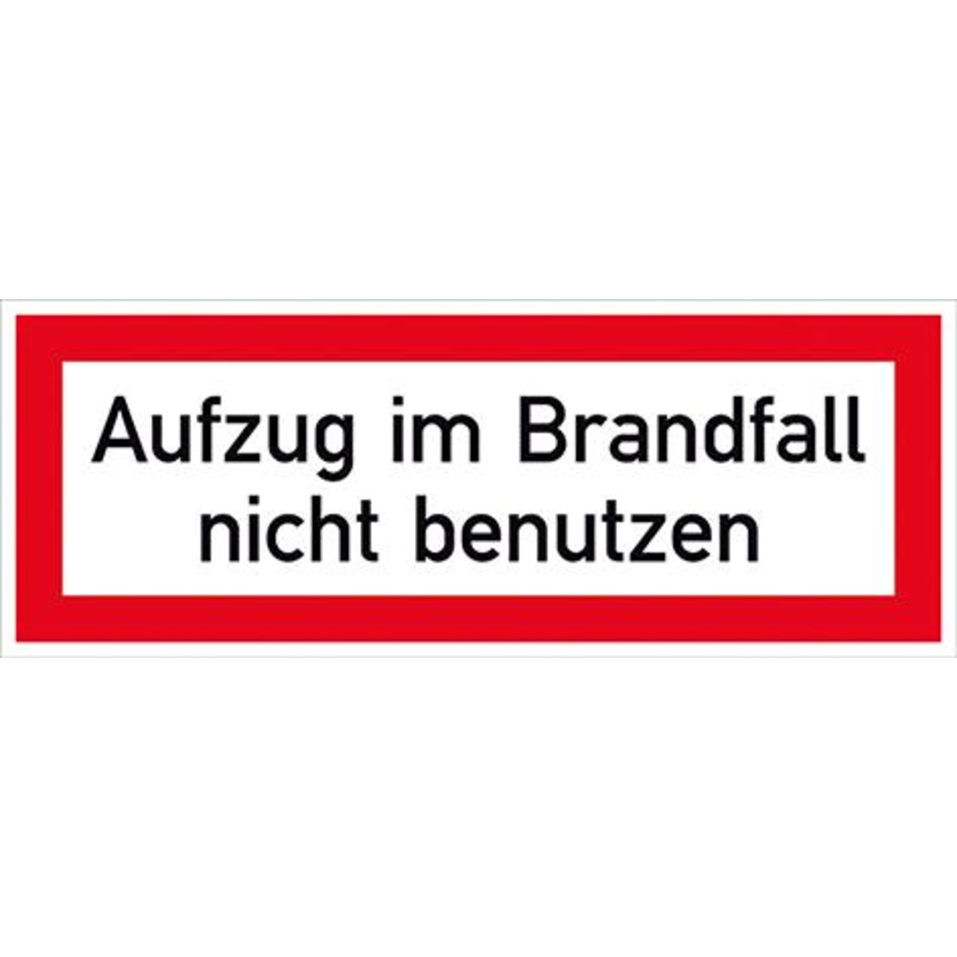 Hinweisschild, Aufzug im Brandfall nicht benutzen